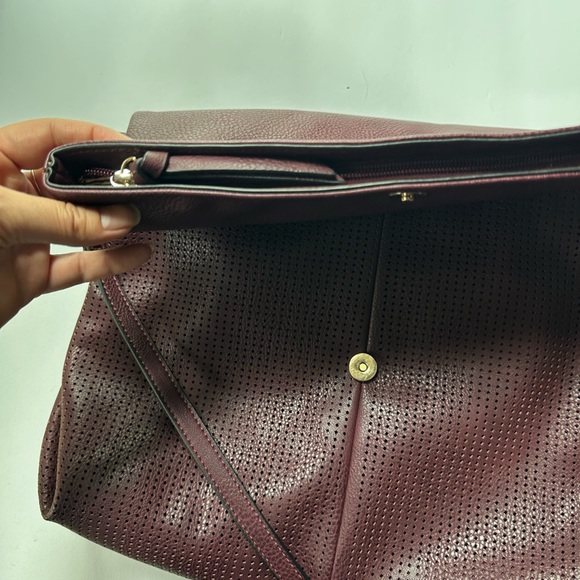 Leather burgundy Market & Spruce handbag / purse ! Amazing   New condition - Picture 5 of 16